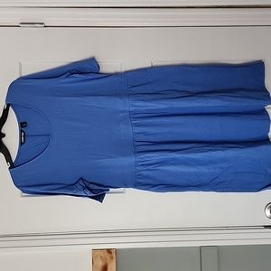 NWOT. Lands'end. Blue Short sleeve dress. L